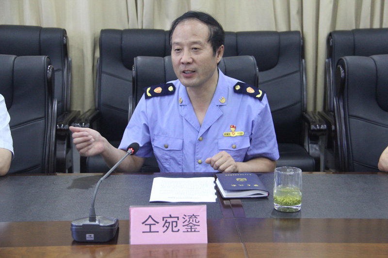 省局党组成员副局长陶洪臻到平顶山督导工商窗口政务服务便民化等工作